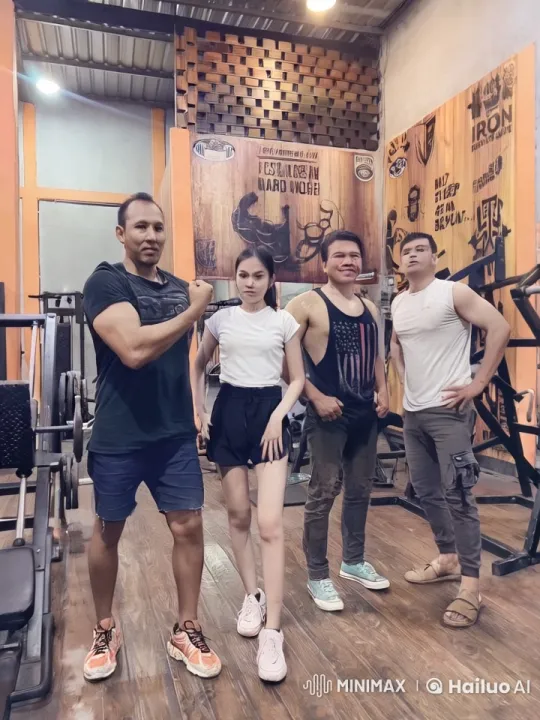 Martial Arts Display Showcases Kung Fu and Boxing Fusion – AI Generated Video | Hailuo AI