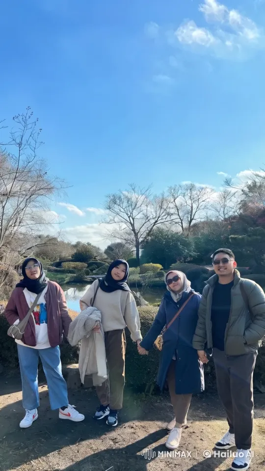 Friends Practice Kungfu in Serene Park Setting – AI Generated Video | Hailuo AI