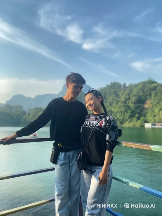 Traditional Chinese Kungfu Display on Scenic Bridge – AI Generated Video | Hailuo AI