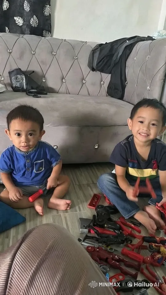 Boys Play Kung Fu with Toys in Living Room – AI Generated Video | Hailuo AI