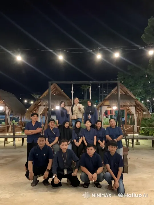 Nighttime Group Photo with Kungfu Kick in Slow Motion – AI Generated Video | Hailuo AI