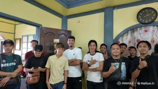 Ordinary Room Transformed into Kungfu Display – AI Generated Video | Hailuo AI