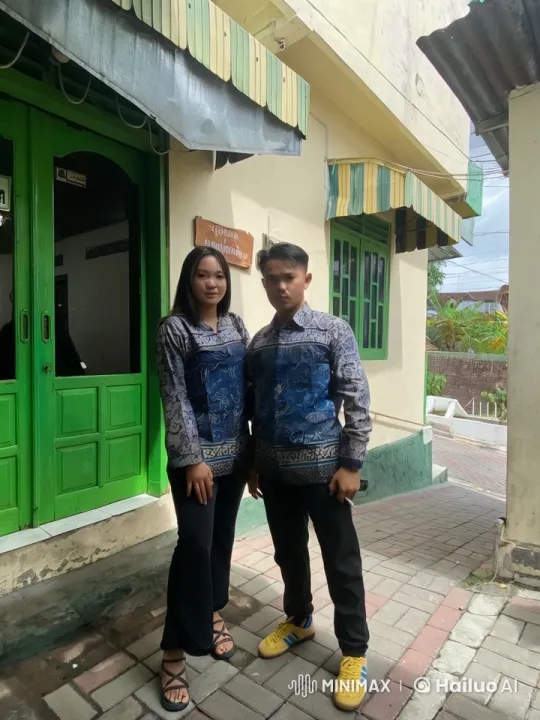 Kung Fu Pair Practice in Front of Traditional Building – AI Generated Video | Hailuo AI