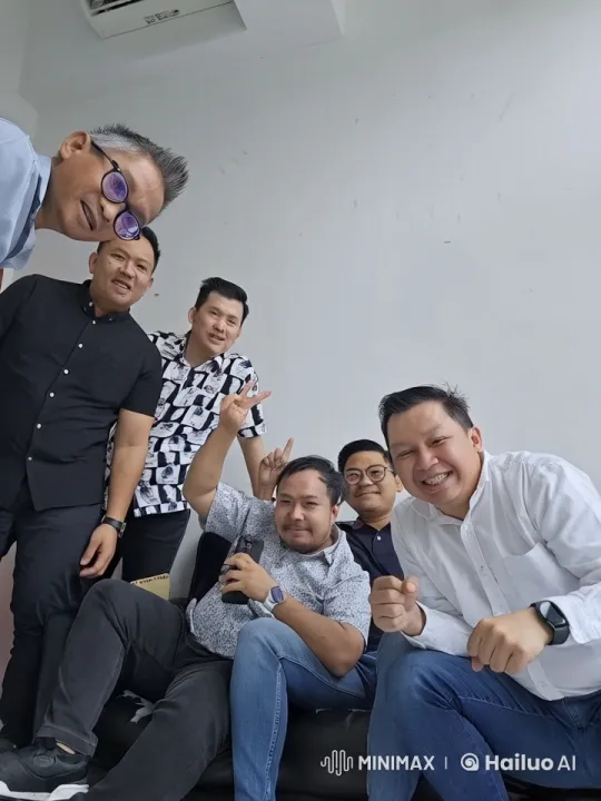 Energetic Martial Arts Display in Bright Room – AI Generated Video | Hailuo AI
