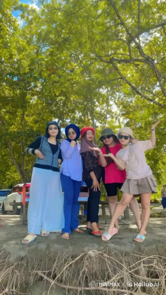 Friends Practice Dynamic Kung Fu in Outdoor Setting – AI Generated Video | Hailuo AI
