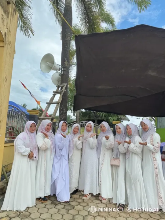 Women in Hijabs Perform Synchronized Kung Fu – AI Generated Video | Hailuo AI