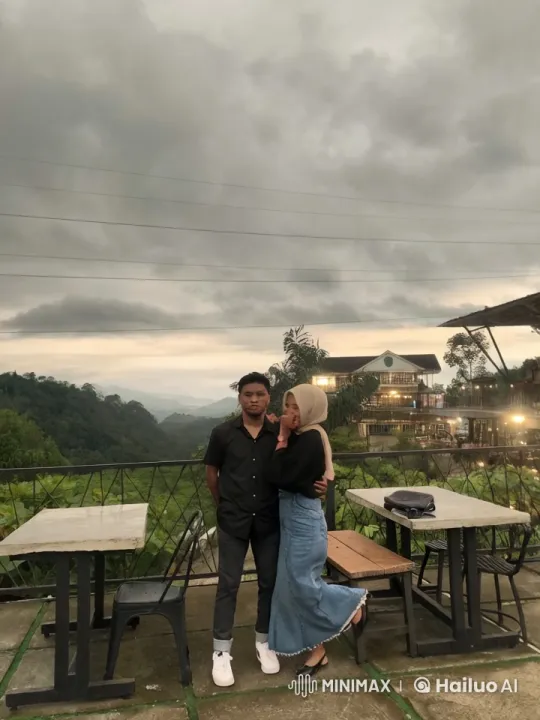 Couple Performs Synchronized Kung Fu on Scenic Terrace – AI Generated Video | Hailuo AI