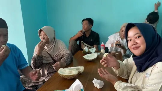 Turquoise Room: Turbans and Kung Fu Unite in Chaos – AI Generated Video | Hailuo AI