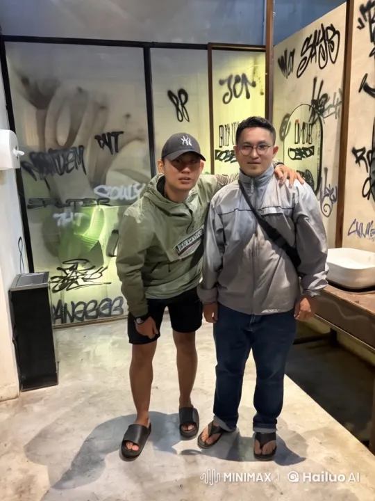 Martial Arts Display in Urban Graffiti Setting – AI Generated Video | Hailuo AI