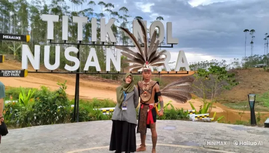 Traditional Kung Fu Duel in Nusan Park's Natural Beauty – AI Generated Video | Hailuo AI