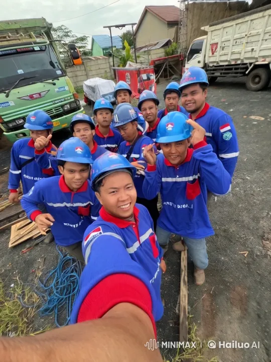 Construction Workers Perform Impressive Kungfu Moves – AI Generated Video | Hailuo AI