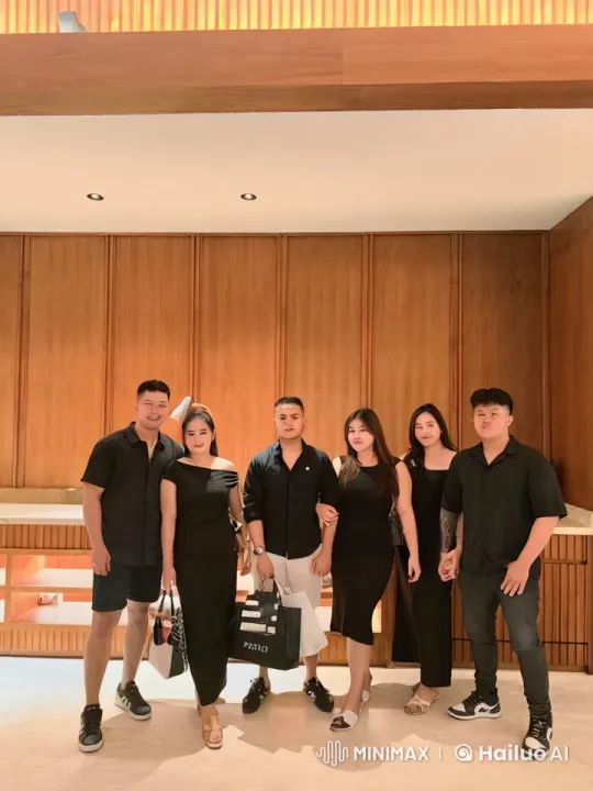 Stylish Group Performs Choreographed Kungfu Fight – AI Generated Video | Hailuo AI