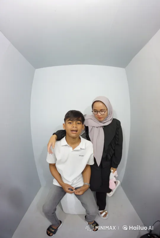 Young Boy Performs Kungfu in Minimalist Room – AI Generated Video | Hailuo AI