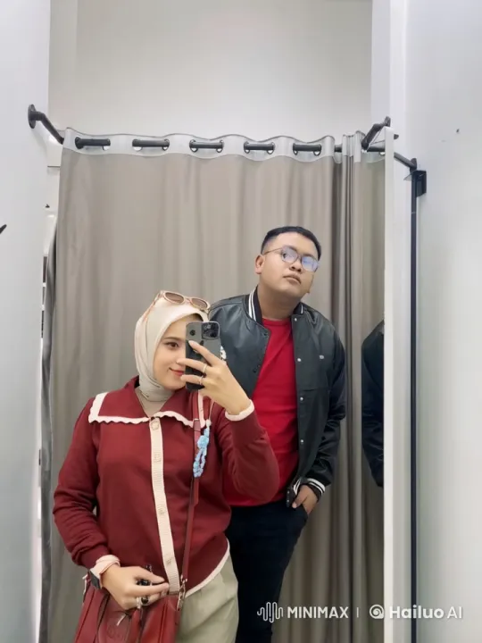 Stylish Couple Showcases Martial Arts Skills – AI Generated Video | Hailuo AI