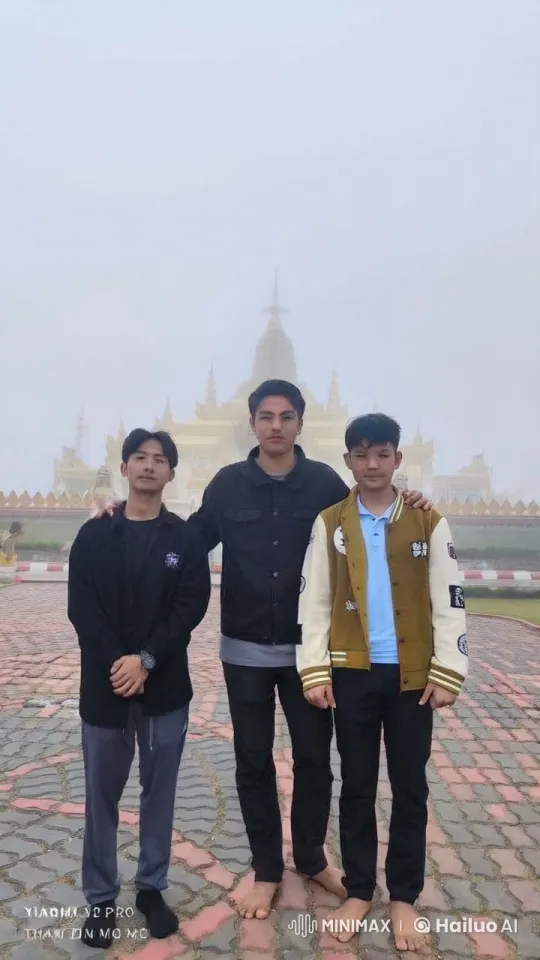 Mist-Covered Temple Kung Fu Fight Scene – AI Generated Video | Hailuo AI