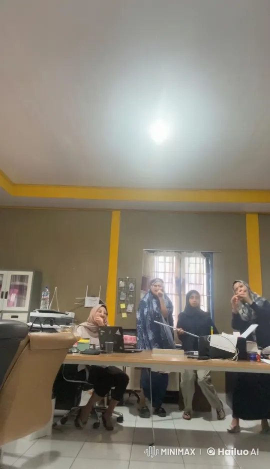 Office Workers Engage in Playful Kungfu Training – AI Generated Video | Hailuo AI