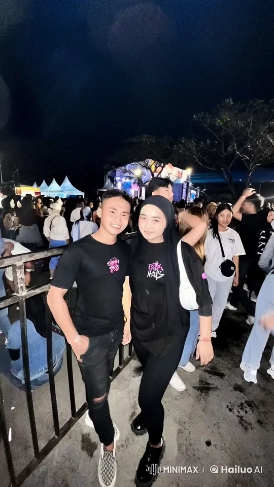 Traditional Kungfu Display at Vibrant Night Event – AI Generated Video | Hailuo AI