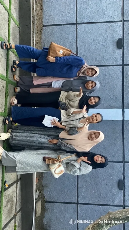 Women in Hijabs Perform Kung Fu in Cheerful Group – AI Generated Video | Hailuo AI