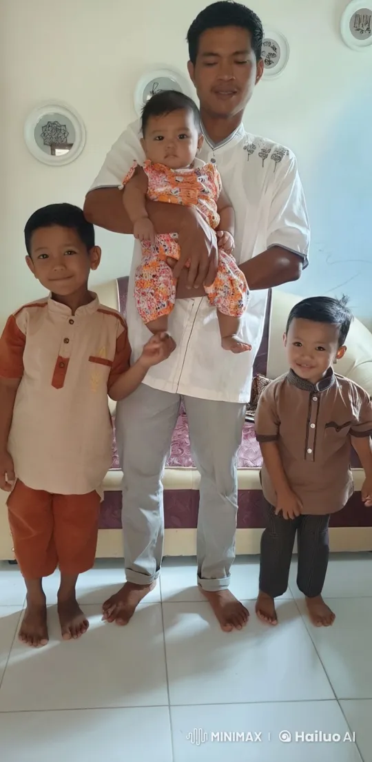 Boys Practice Martial Arts with Father and Baby – AI Generated Video | Hailuo AI