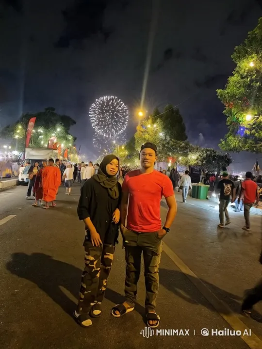 Festive Street Kung Fu Showdown Amid Nighttime Celebrations – AI Generated Video | Hailuo AI