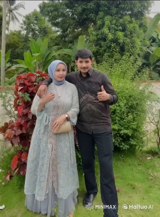 Couple Performs Synchronized Kung Fu in Garden – AI Generated Video | Hailuo AI