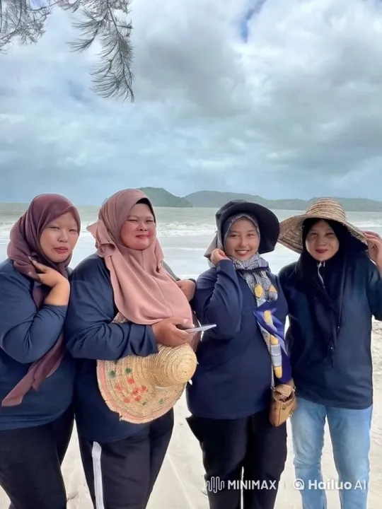 Kung Fu Masters Perform Dynamic Sequence on Beach – AI Generated Video | Hailuo AI