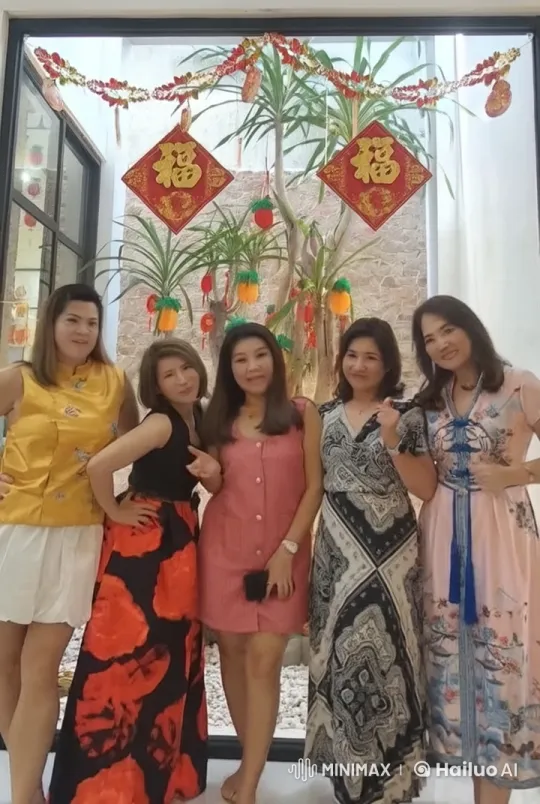 Chinese New Year Celebration: Women's Kung Fu Performance – AI Generated Video | Hailuo AI