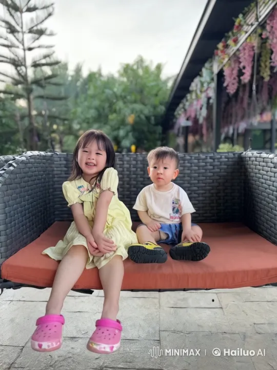 Children's Playful Kung Fu Fight on Bench – AI Generated Video | Hailuo AI