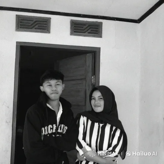 Casual-Dressed Duo Performs Intense Kung Fu in Dim Room – AI Generated Video | Hailuo AI