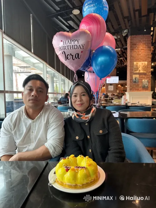 Martial Arts Birthday Celebration in Restaurant Setting – AI Generated Video | Hailuo AI