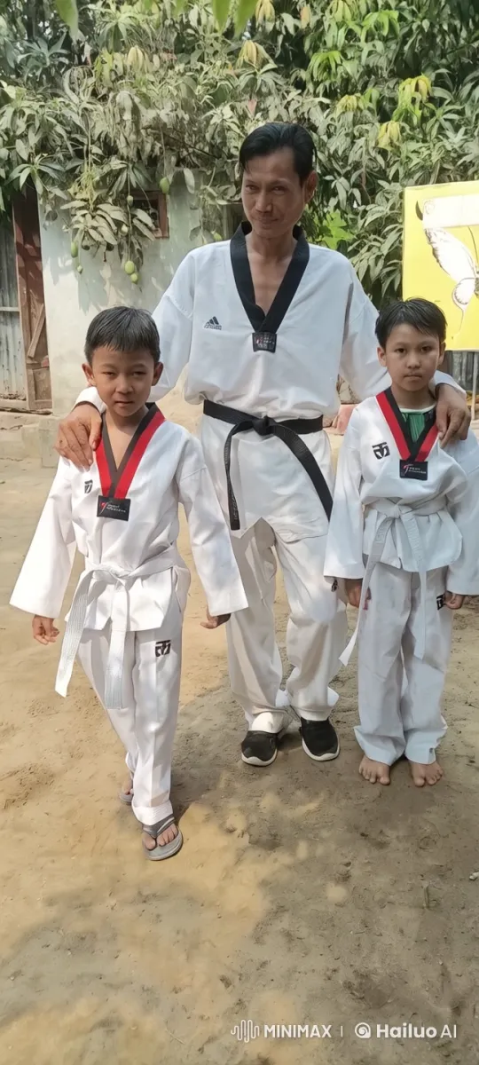 Martial Arts Training in Nature with Master and Students – AI Generated Video | Hailuo AI
