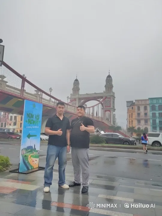 Urban Kung Fu Display Amid European Architecture – AI Generated Video | Hailuo AI