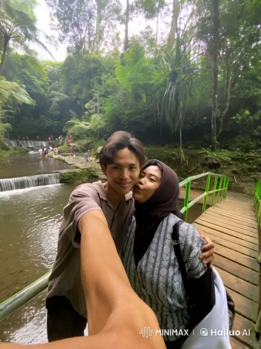 Traditional Kungfu Display in Tranquil Forest Setting – AI Generated Video | Hailuo AI