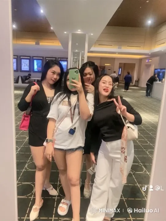 Young Women Pose Playfully with Kung Fu Flair – AI Generated Video | Hailuo AI
