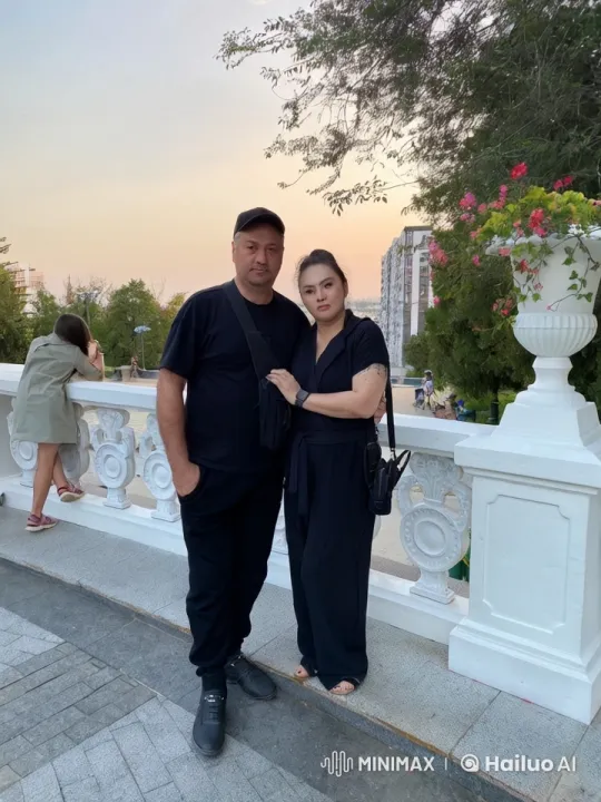 Couple Practicing Kung Fu in Serene Sunset Setting – AI Generated Video | Hailuo AI