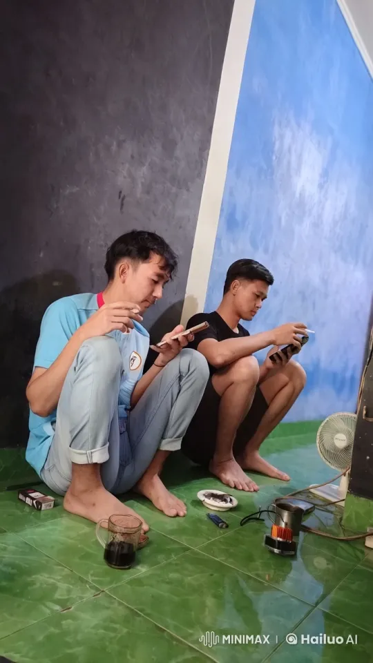 Kungfu Performance in a Room with Green Tiles – AI Generated Video | Hailuo AI