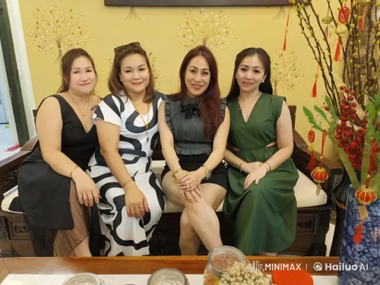 Intimate Gathering: Women's Celebration in Elegant Surroundings – AI Generated Video | Hailuo AI