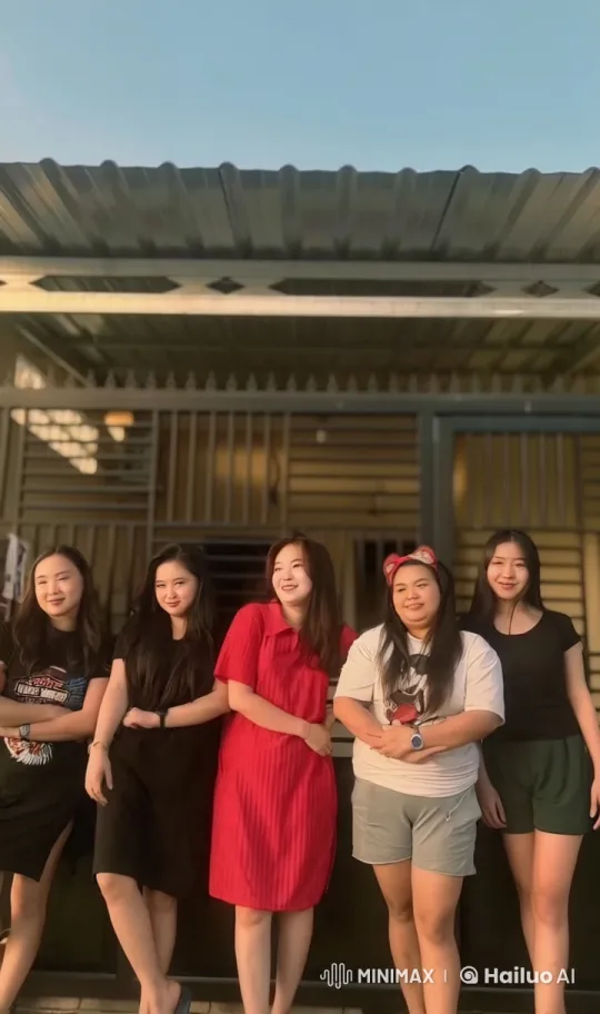 Young Women Perform Dynamic Kung Fu Routine – AI Generated Video | Hailuo AI