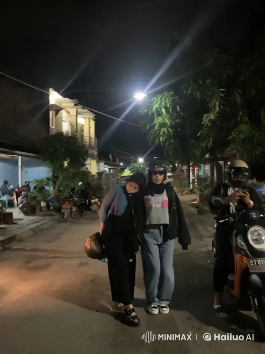 Nighttime Street Kungfu Display – AI Generated Video | Hailuo AI