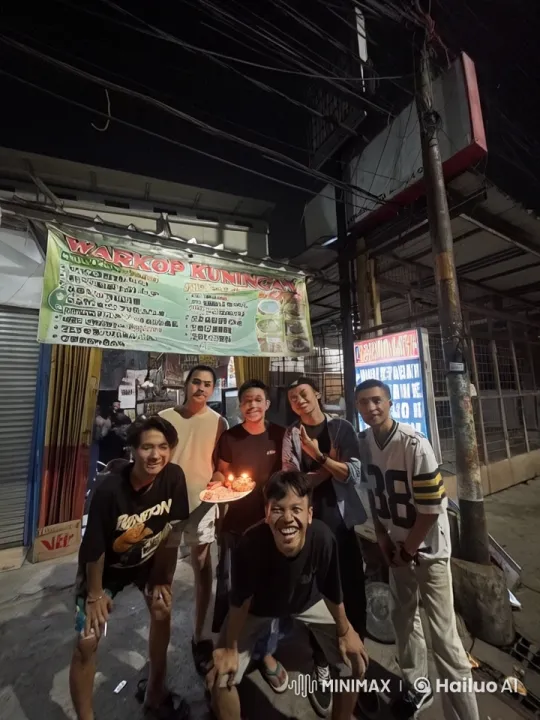 Young People Perform Kungfu in Urban Night Setting – AI Generated Video | Hailuo AI