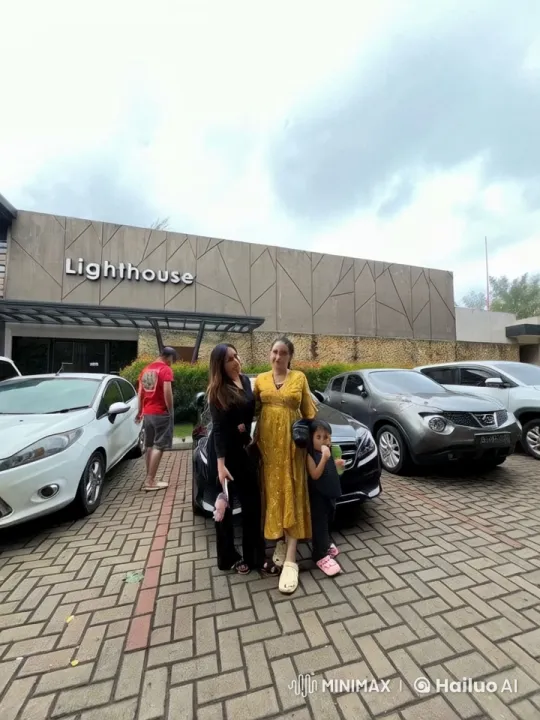 Group Performs Synchronized Kung Fu Routine at Lighthouse Building – AI Generated Video | Hailuo AI