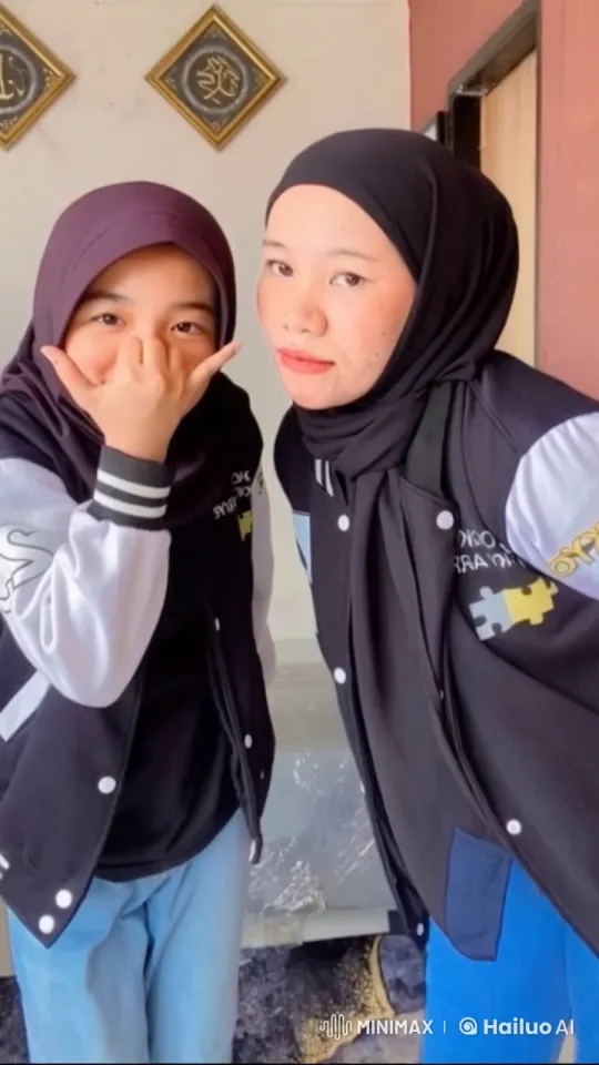 Young Women Practice Synchronized Kung Fu in Matching Varsity Jackets – AI Generated Video | Hailuo AI