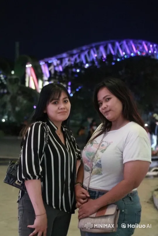 Two Women Displaying Kung Fu Skills at Night – AI Generated Video | Hailuo AI