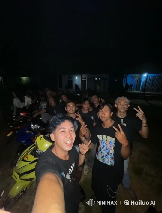 Nighttime Kungfu Demonstration at Motorcycle Gathering – AI Generated Video | Hailuo AI