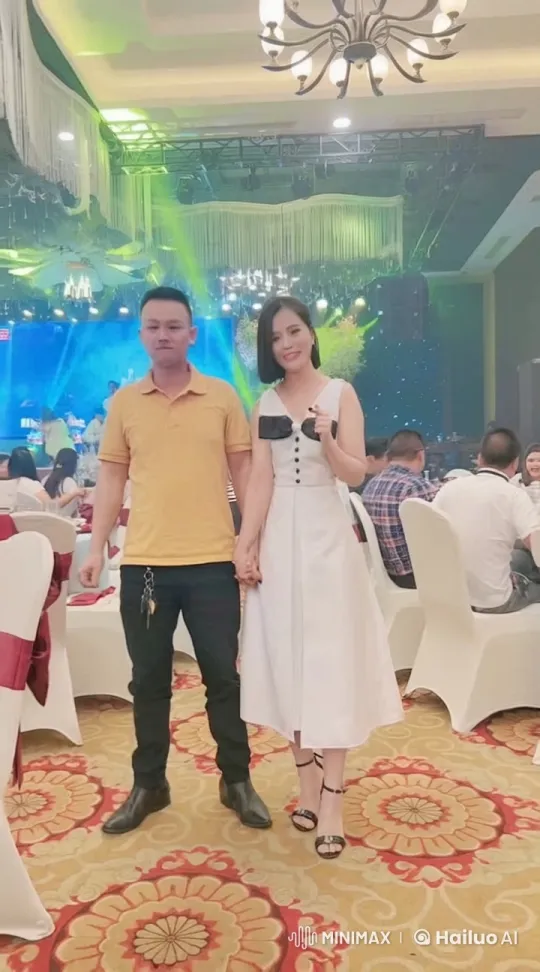 Dramatic Combat Scene at Elegant Event – AI Generated Video | Hailuo AI