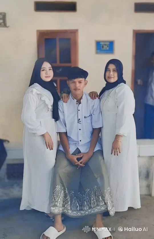 Elegant Women and Young Man Perform Impressive Kung Fu – AI Generated Video | Hailuo AI