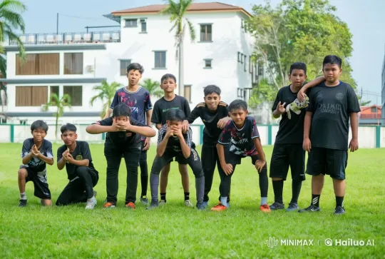 Young Boys Practice Energetic Kung Fu on Grass Field – AI Generated Video | Hailuo AI