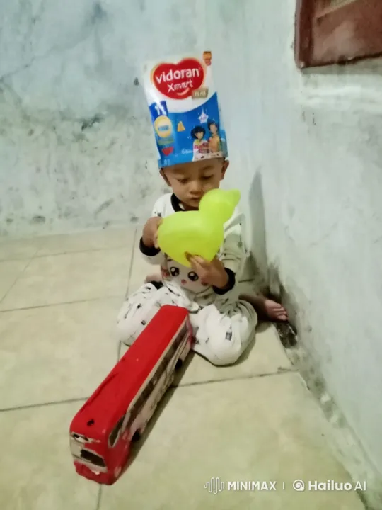 Child's Playful Kungfu with Balloon in Pajamas – AI Generated Video | Hailuo AI