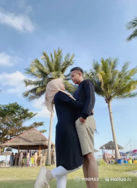 Couple Combines Kung Fu and Affection at the Beach – AI Generated Video | Hailuo AI