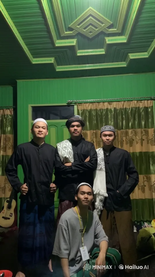 Traditional Attire Kung Fu Practice in Decorative Room – AI Generated Video | Hailuo AI